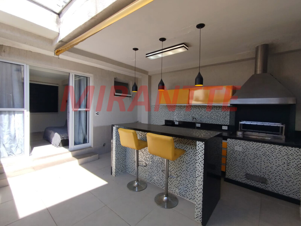 Sobrado de 179m² com 3 quartos em Horto Florestal