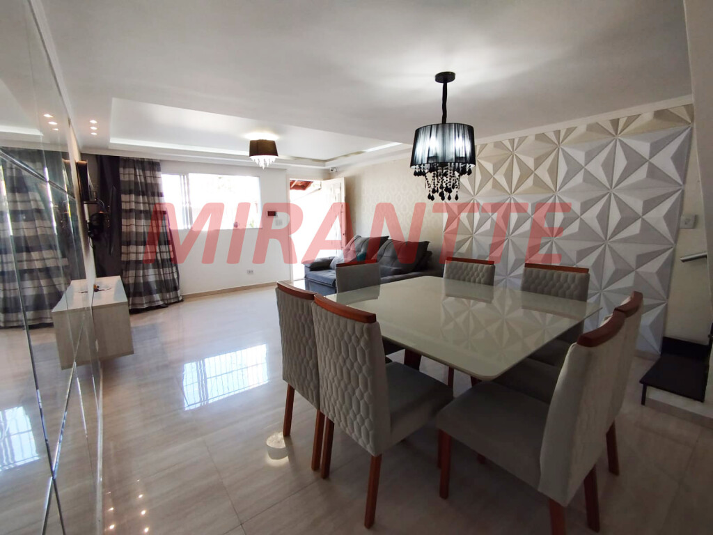 Sobrado de 179m² com 3 quartos em Horto Florestal