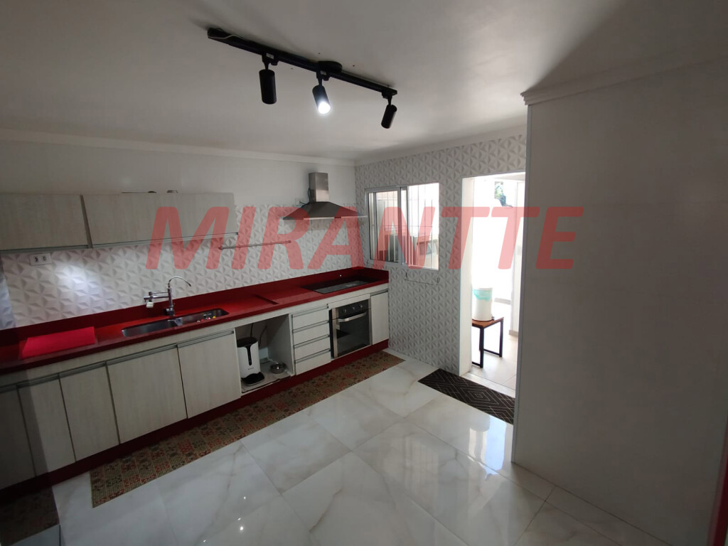 Sobrado de 179m² com 3 quartos em Horto Florestal