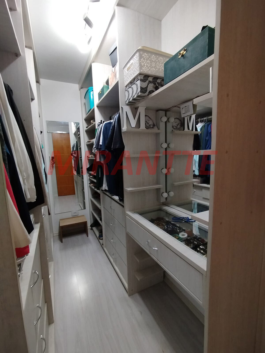 Sobrado de 179m² com 3 quartos em Horto Florestal