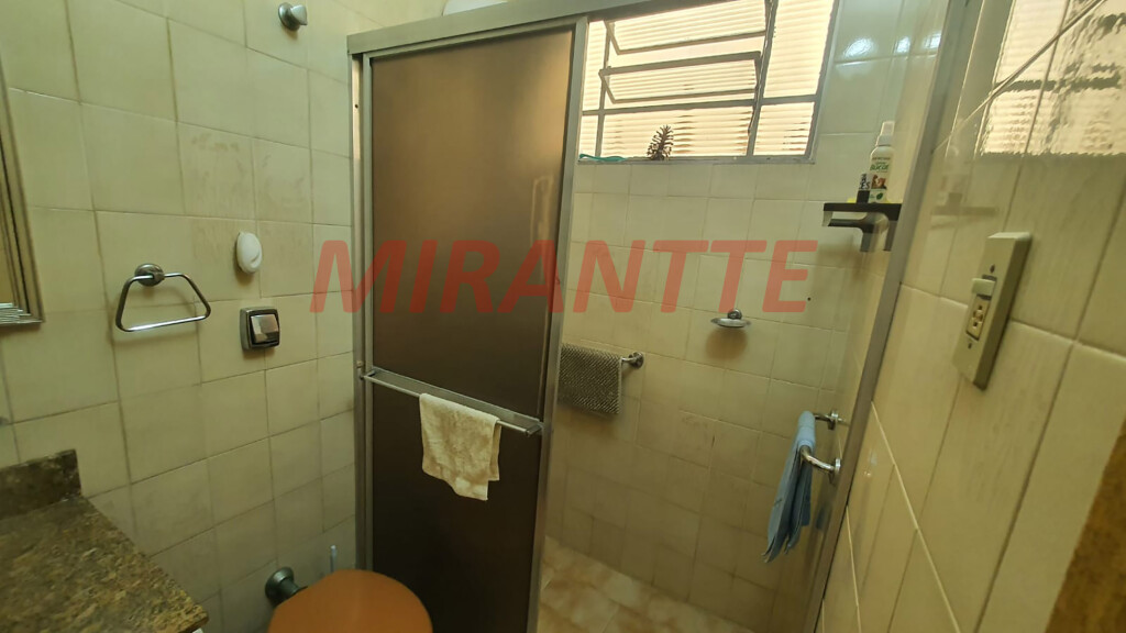Sobrado de 132m² com 3 quartos em Água Fria