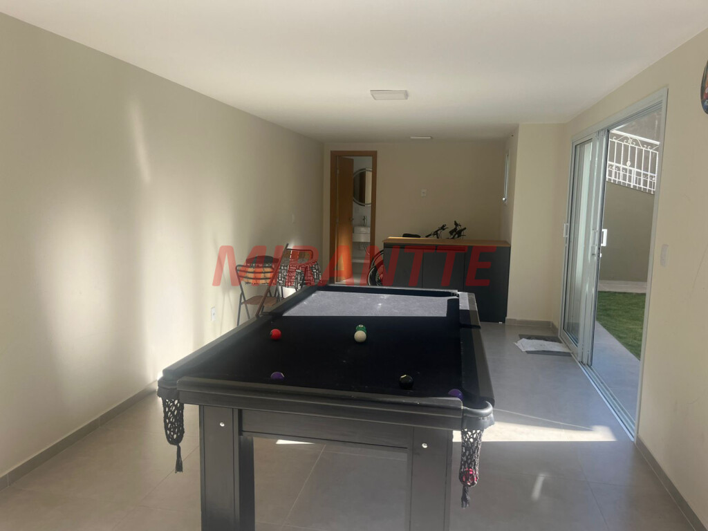 Casa terrea de 205m² com 3 quartos em Serra da Cantareira