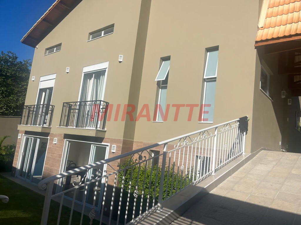 Casa terrea de 205m² com 3 quartos em Serra da Cantareira