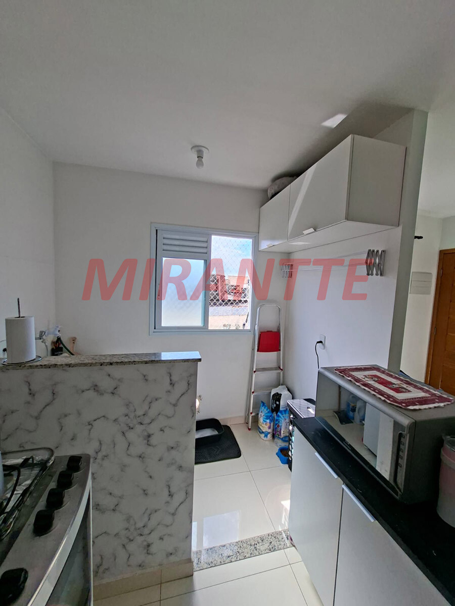 Apartamento de 43m² com 2 quartos em Vila Nivi