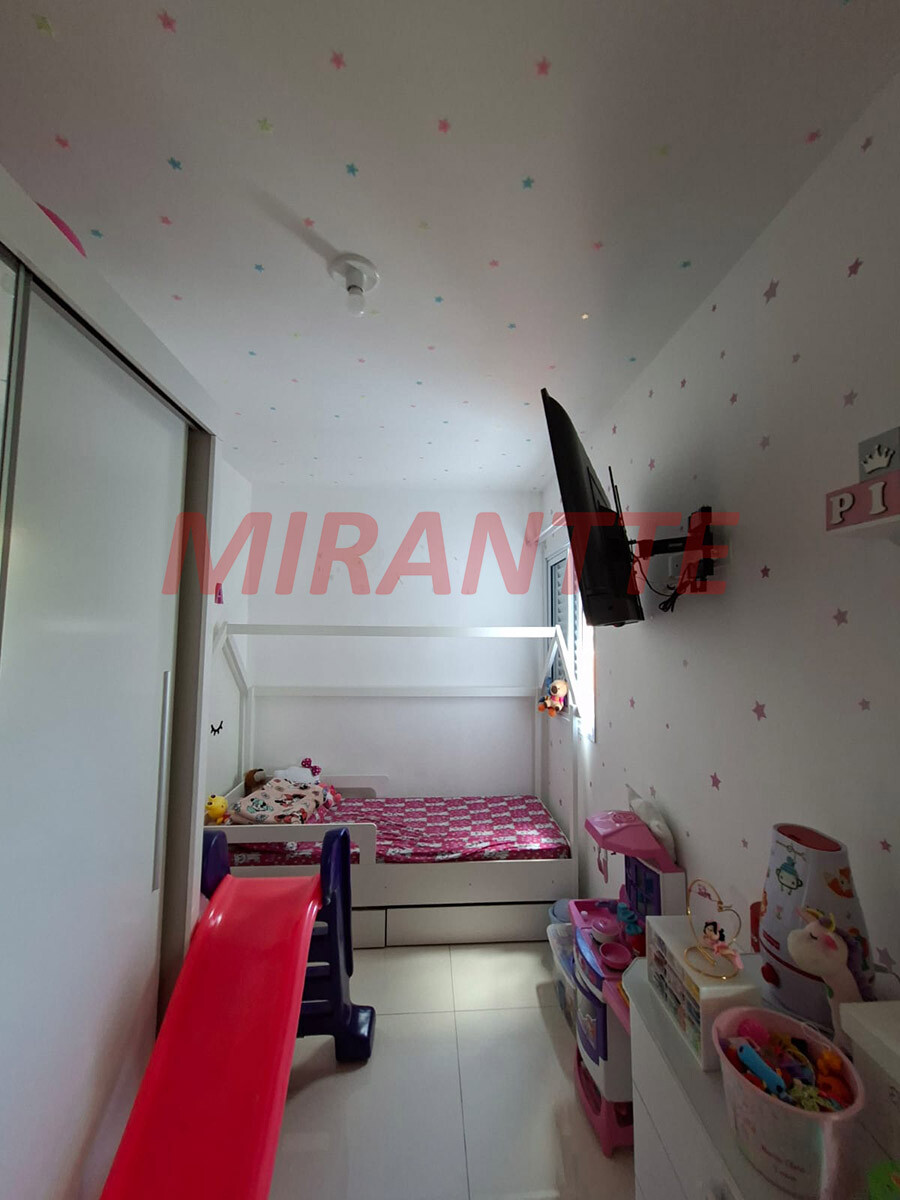 Apartamento de 43m² com 2 quartos em Vila Nivi