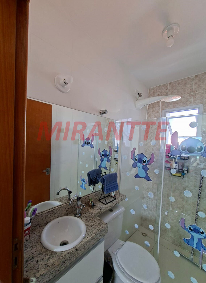 Apartamento de 43m² com 2 quartos em Vila Nivi