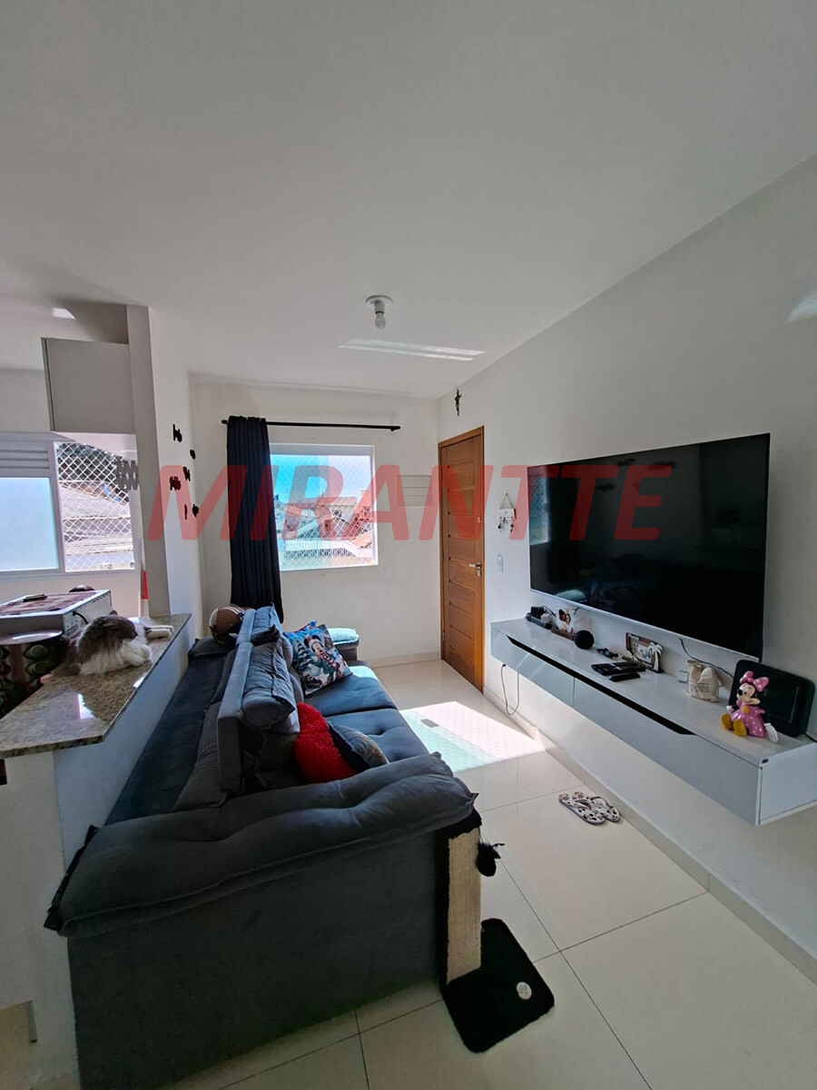Apartamento de 43m² com 2 quartos em Vila Nivi