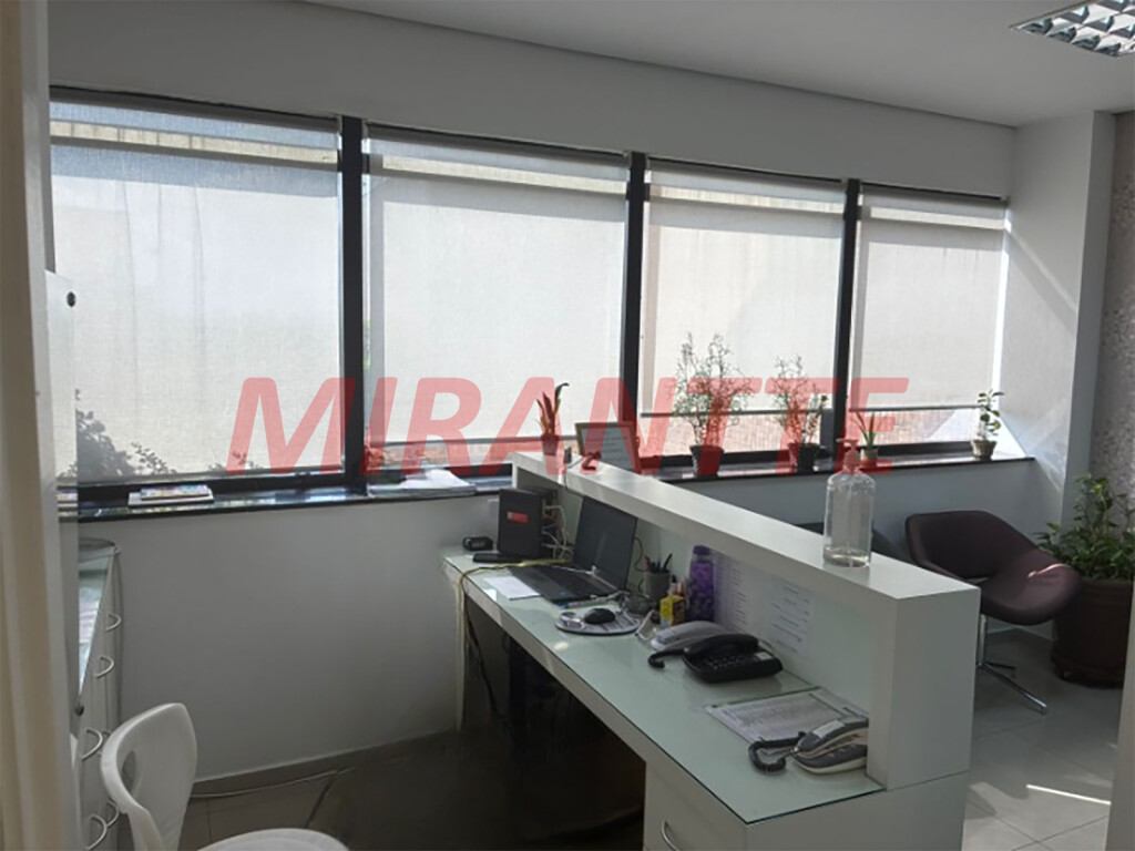 Comercial de 103m² em Santana
