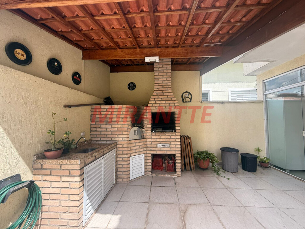 Sobrado de 102m² com 3 quartos em Parada Inglesa