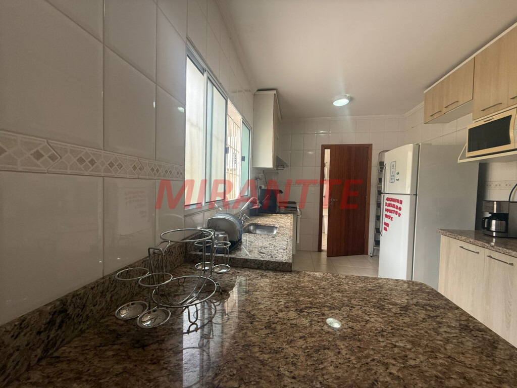 Sobrado de 102m² com 3 quartos em Parada Inglesa