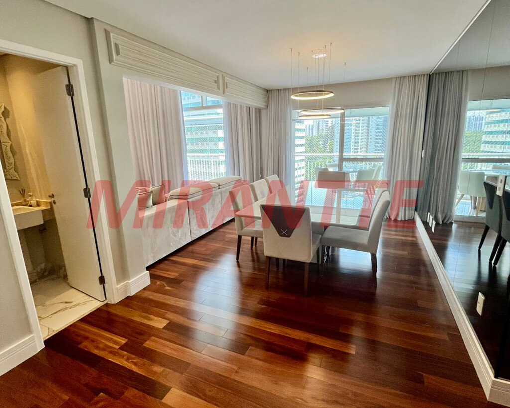 Apartamento de 170m² com 3 quartos em Morumbi