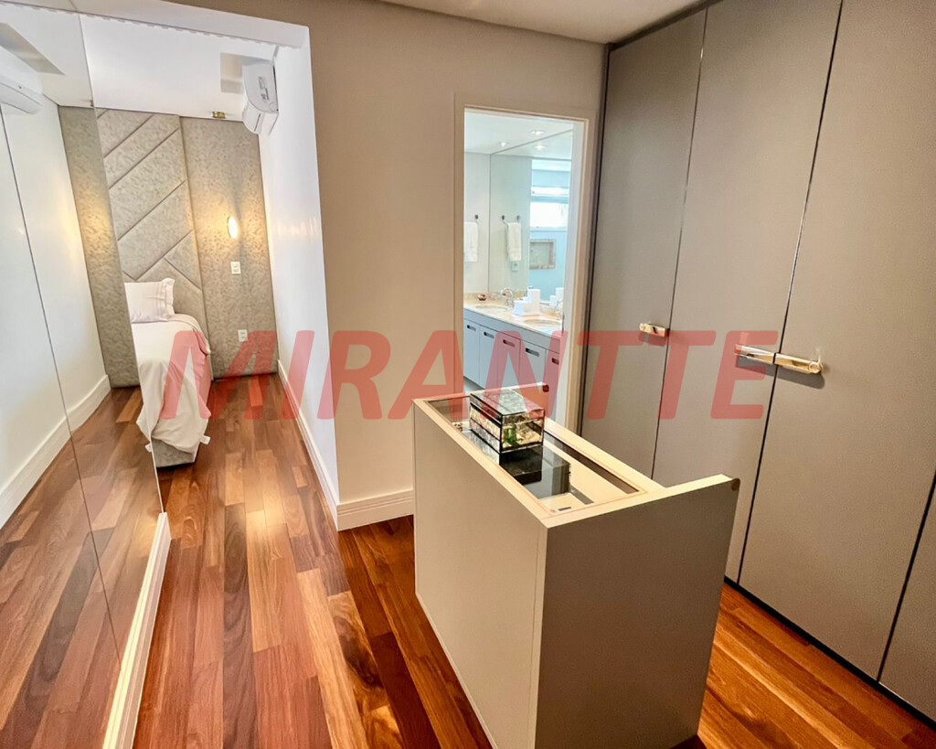 Apartamento de 170m² com 3 quartos em Morumbi