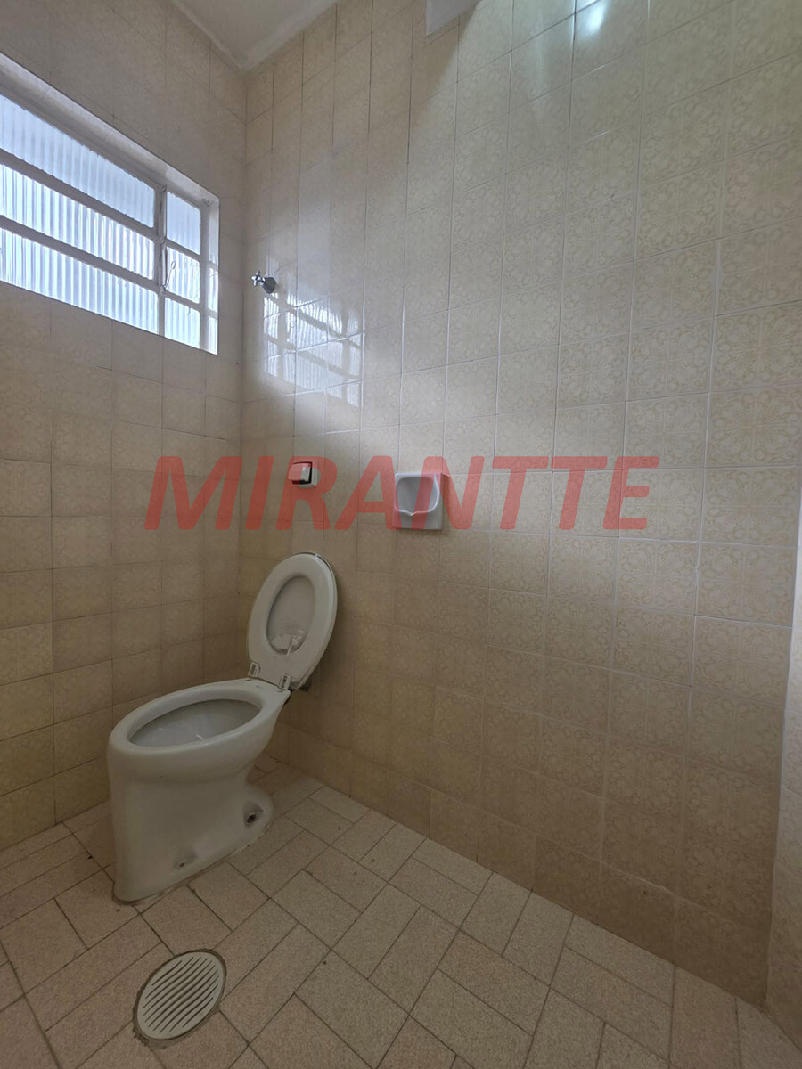 Apartamento com 3 quartos em Água Fria