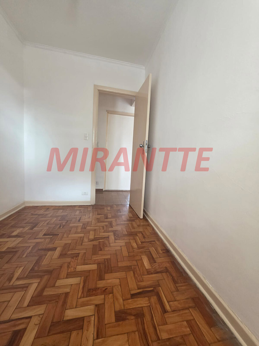 Apartamento com 3 quartos em Água Fria