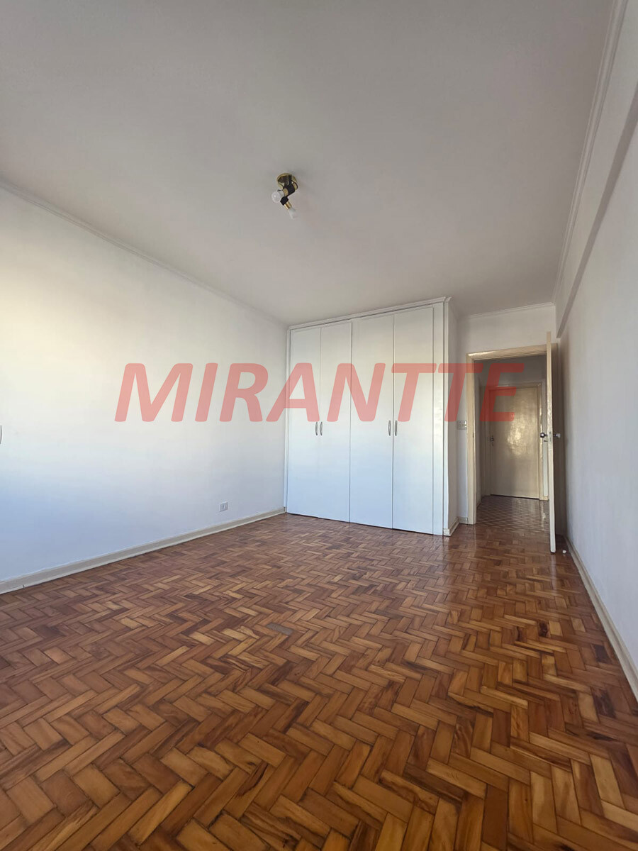 Apartamento com 3 quartos em Água Fria