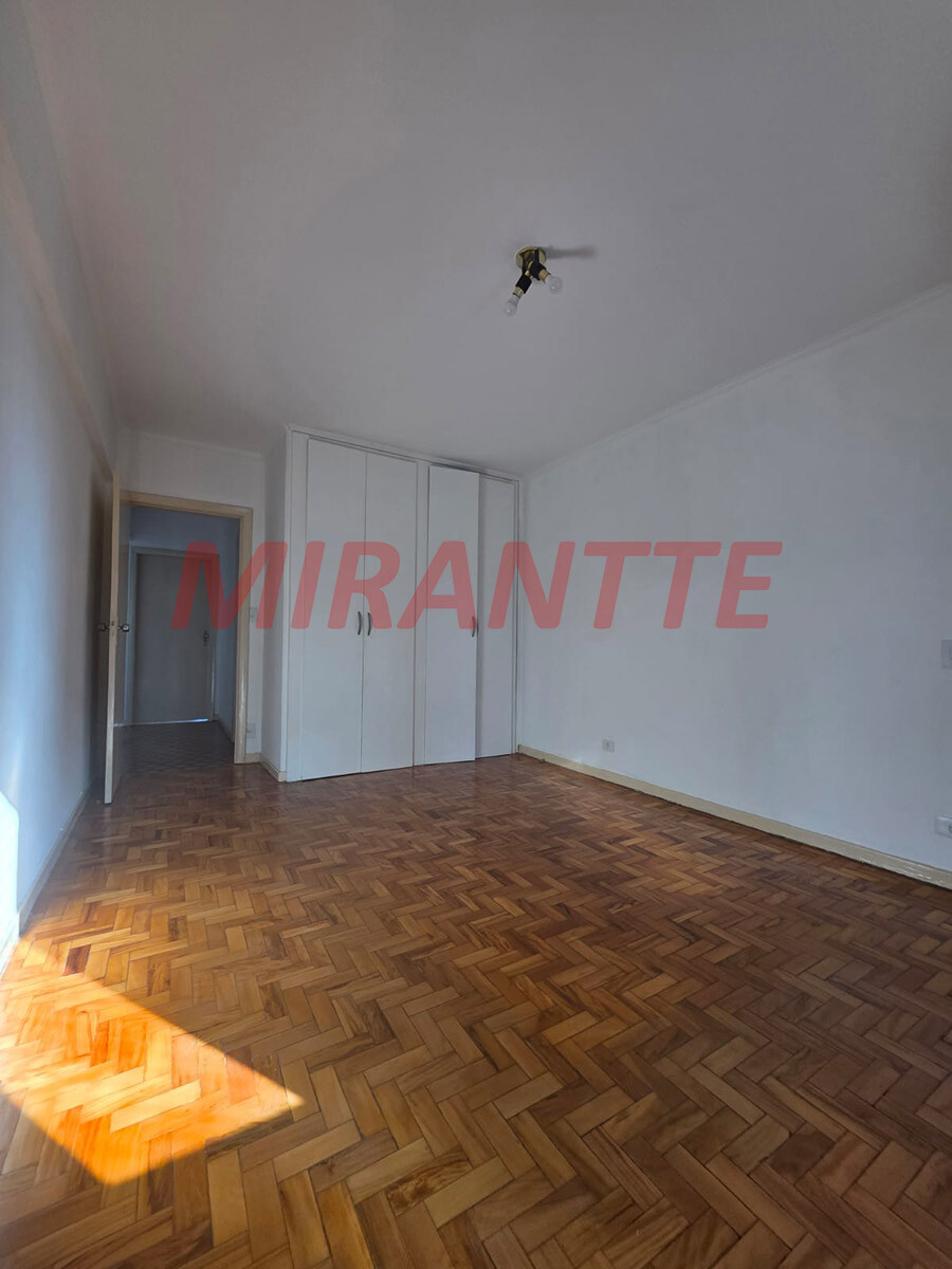 Apartamento com 3 quartos em Água Fria
