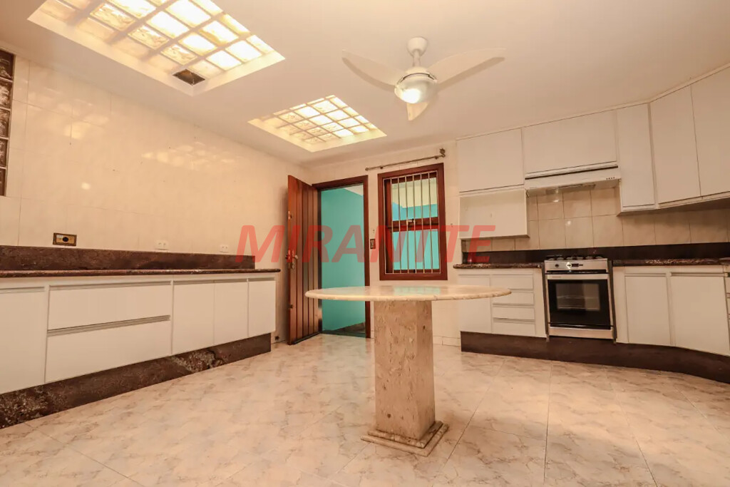 Sobrado de 244m² com 2 quartos em Freguesia do Ó