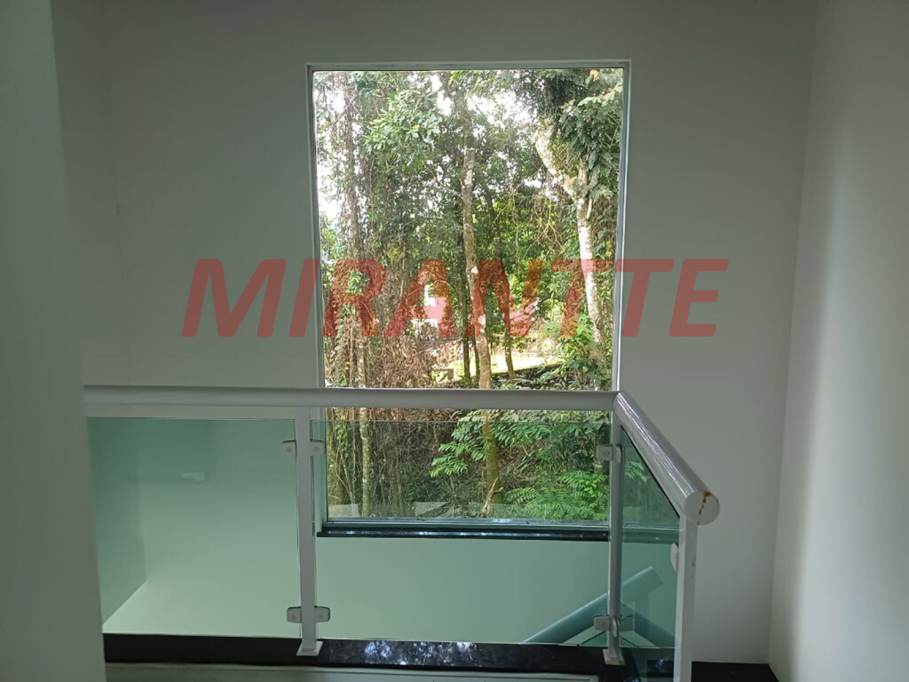 Cond. fechado de 300m² com 4 quartos em SANTA INÊS