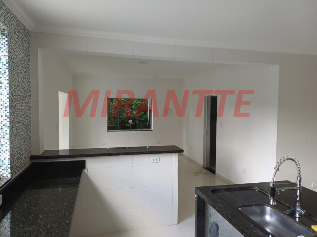 Cond. fechado de 300m² com 4 quartos em SANTA INÊS