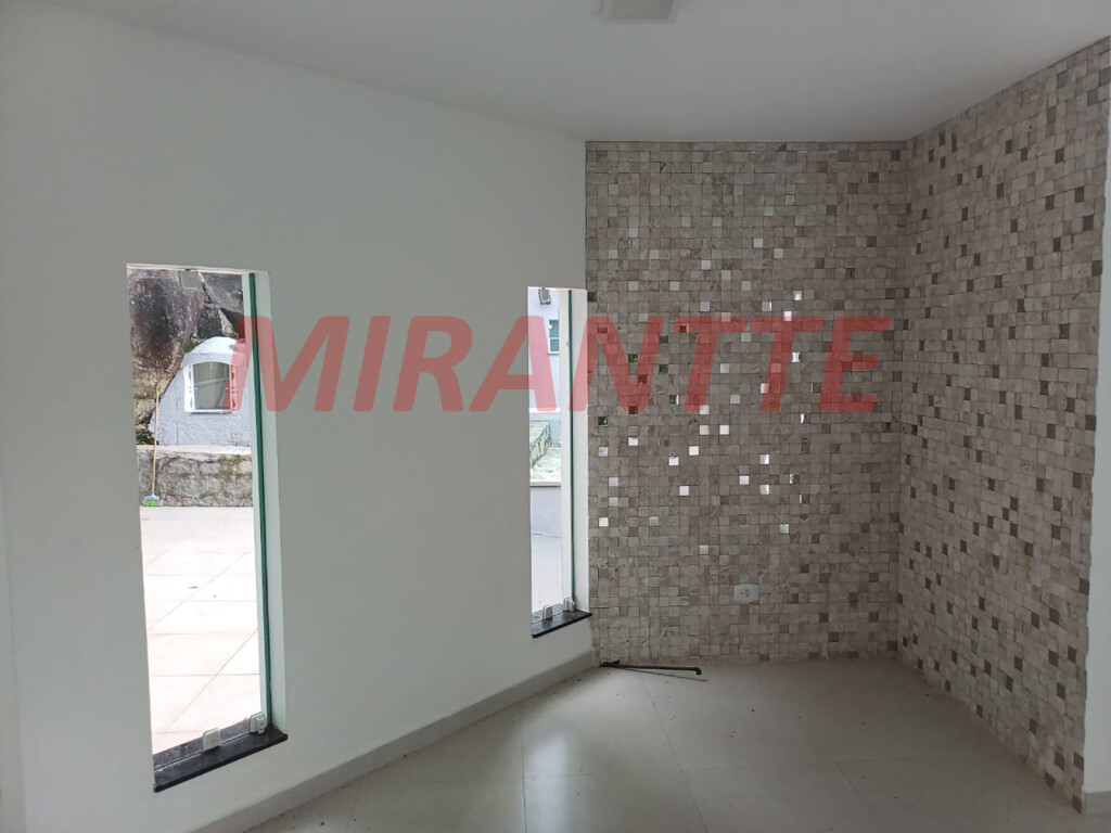 Cond. fechado de 300m² com 4 quartos em SANTA INÊS