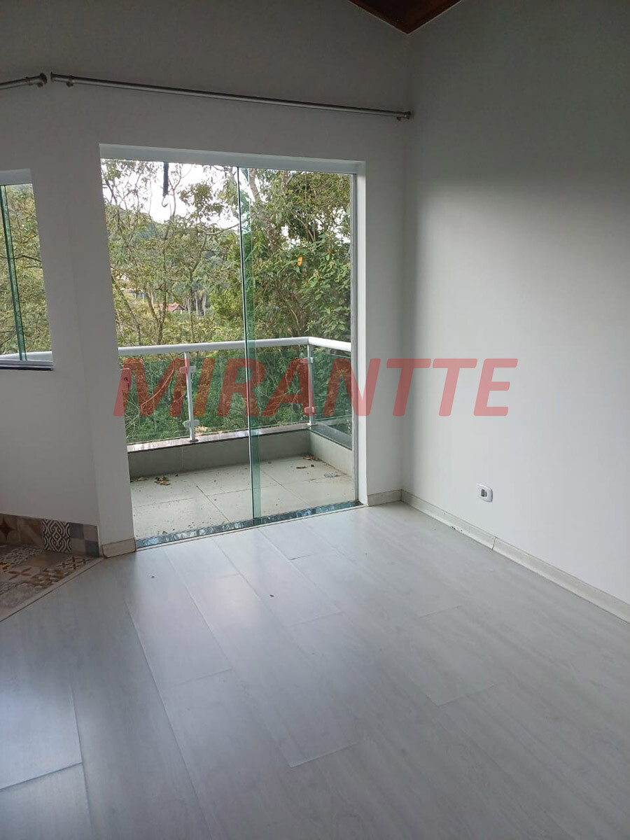 Cond. fechado de 300m² com 4 quartos em SANTA INÊS
