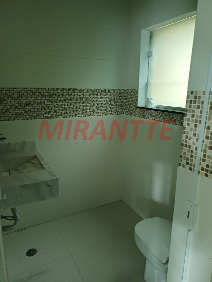 Cond. fechado de 300m² com 4 quartos em SANTA INÊS