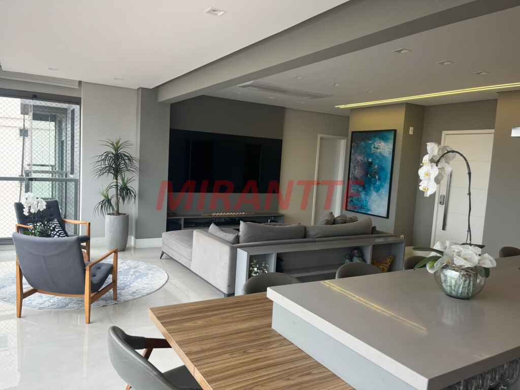 Apartamento de 135m² com 3 quartos em Santana