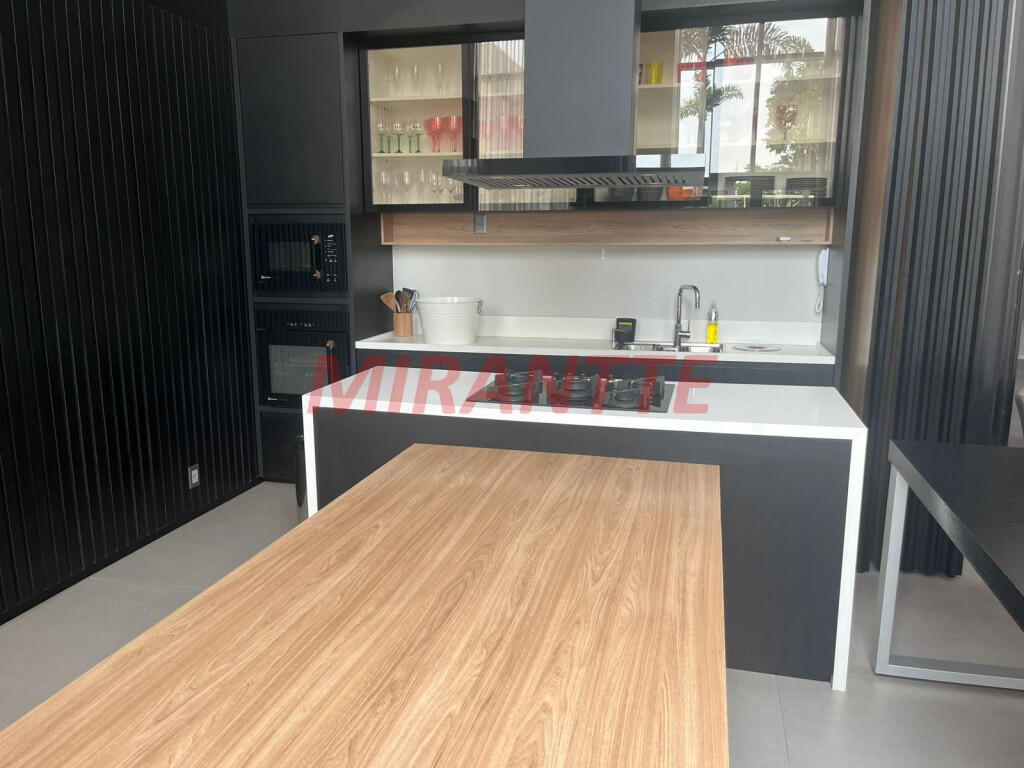 Apartamento de 135m² com 3 quartos em Santana