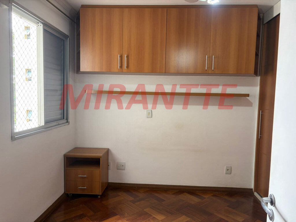Apartamento de 67m² com 2 quartos em Vila Galvão