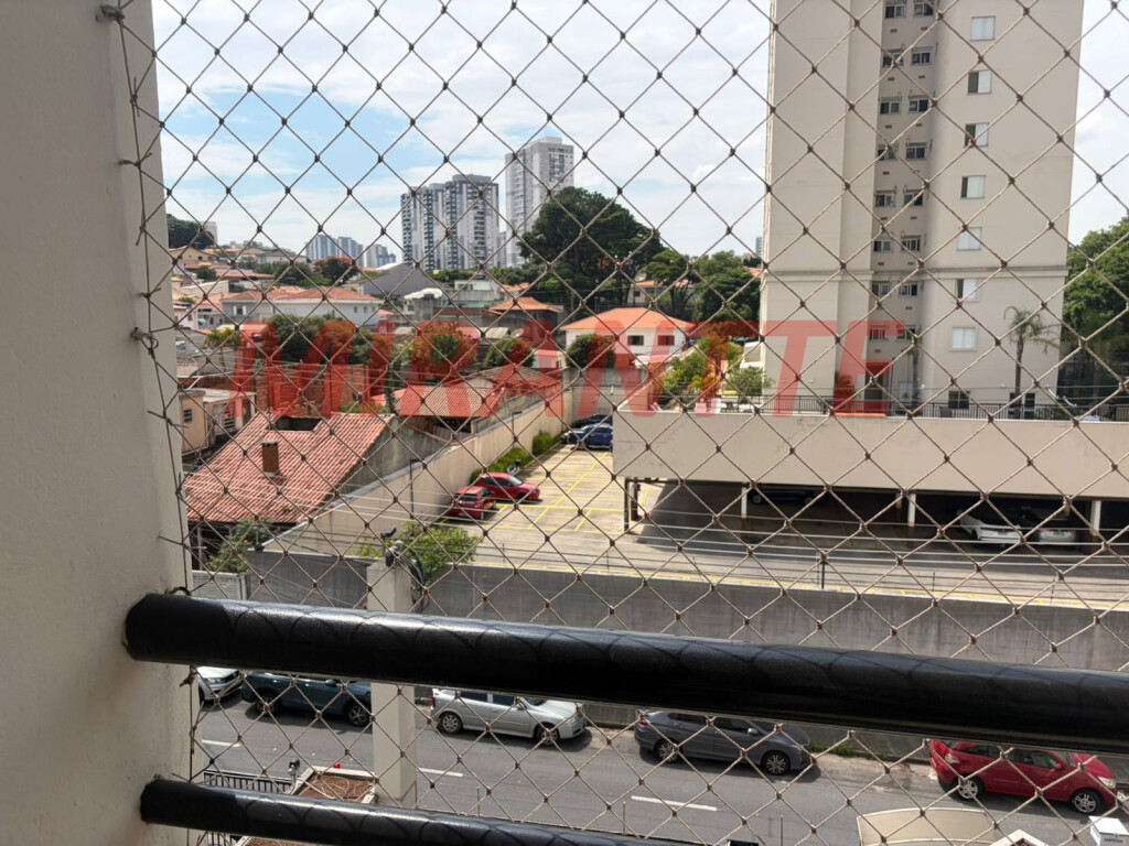 Apartamento de 67m² com 2 quartos em Vila Galvão