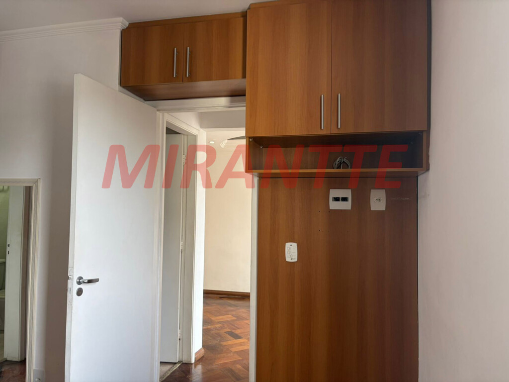 Apartamento de 67m² com 2 quartos em Vila Galvão