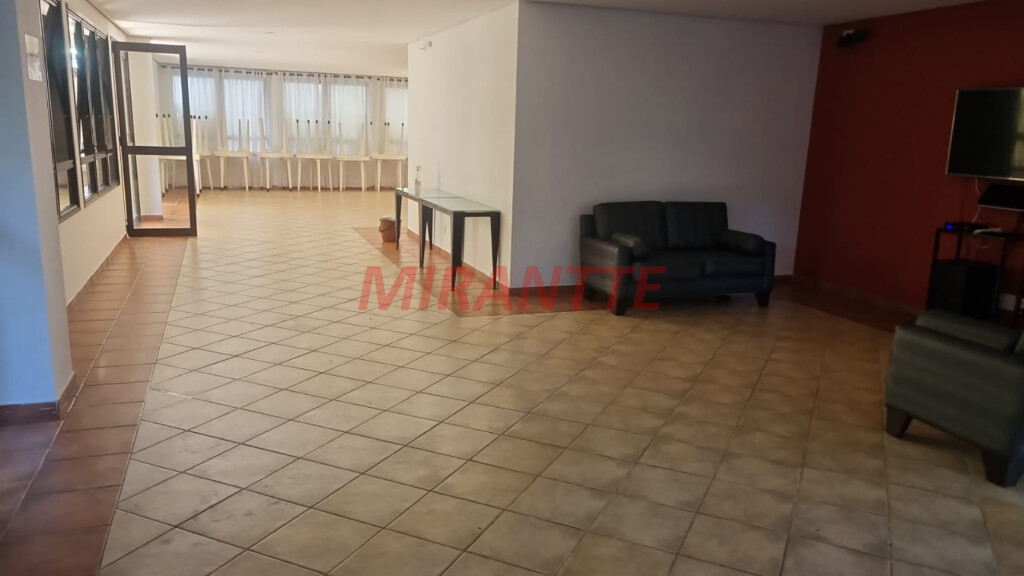 Apartamento de 76m² com 3 quartos em Santana