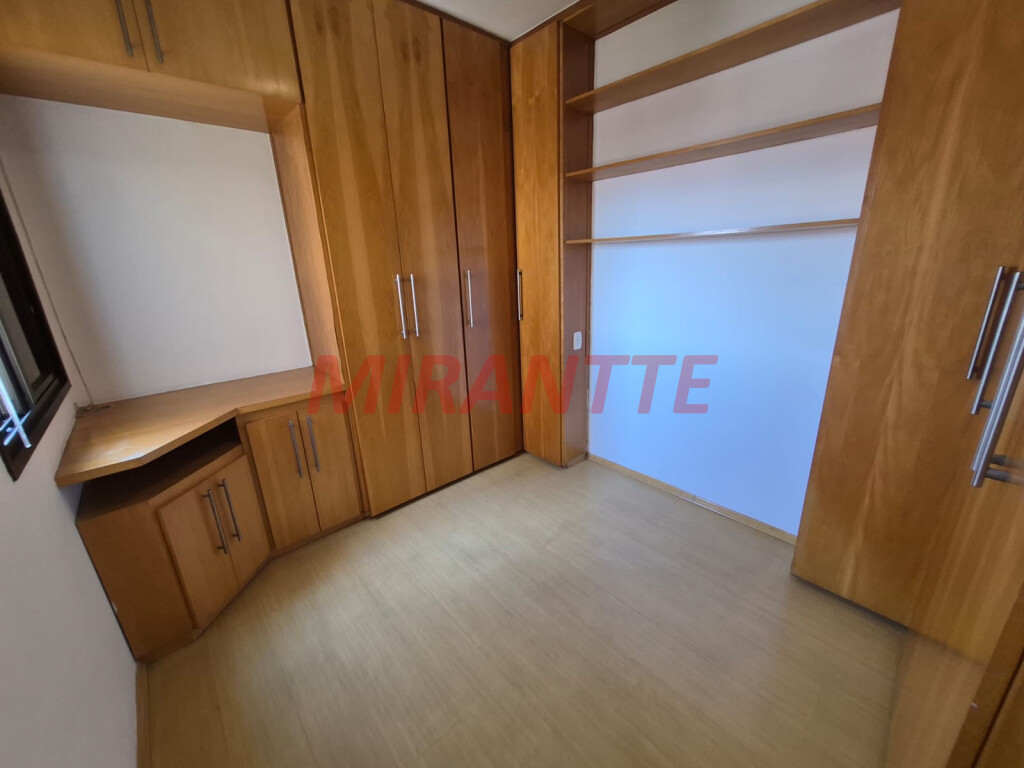 Apartamento de 76m² com 3 quartos em Santana