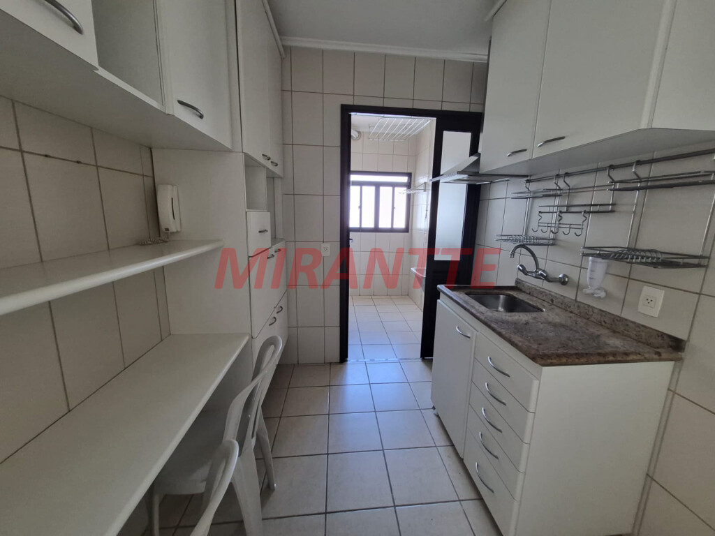 Apartamento de 76m² com 3 quartos em Santana