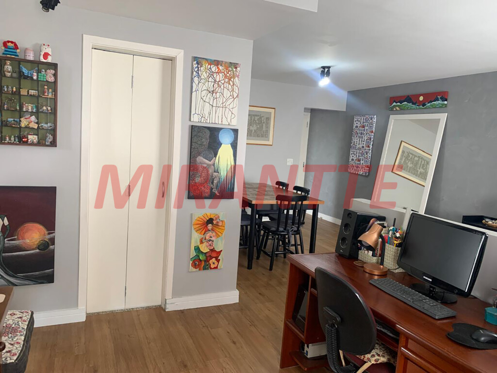 Apartamento de 77m² com 3 quartos em Santana