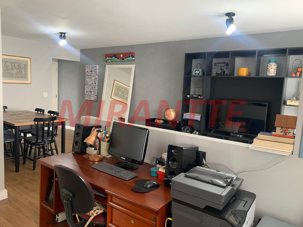 Apartamento de 77m² com 3 quartos em Santana