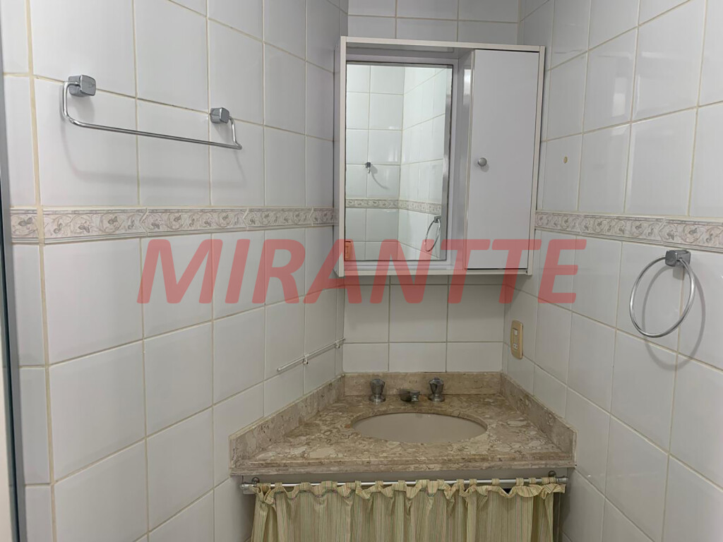 Apartamento de 77m² com 3 quartos em Santana