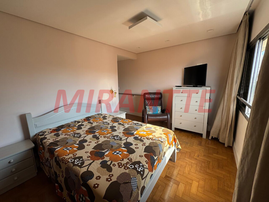 Apartamento de 77m² com 2 quartos em Santana