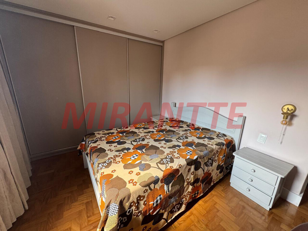 Apartamento de 77m² com 2 quartos em Santana
