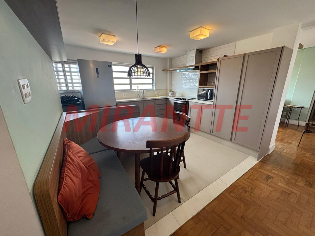Apartamento de 77m² com 2 quartos em Santana
