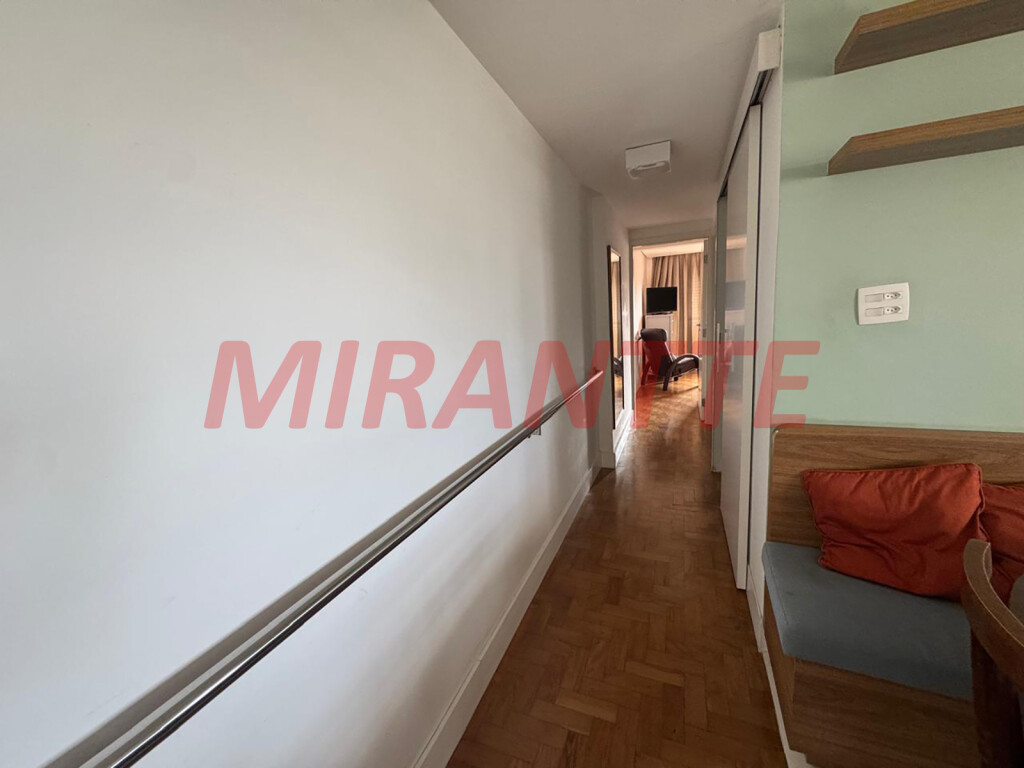 Apartamento de 77m² com 2 quartos em Santana