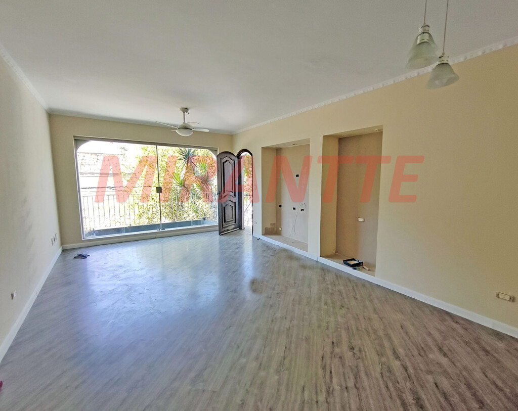 Sobrado de 142m² com 4 quartos em Jardim França