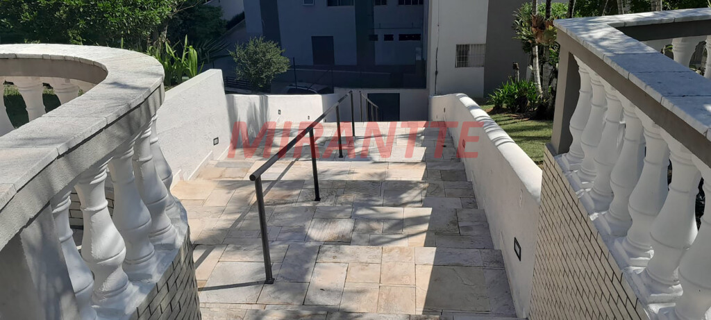 Apartamento de 78m² com 2 quartos em Tremembe