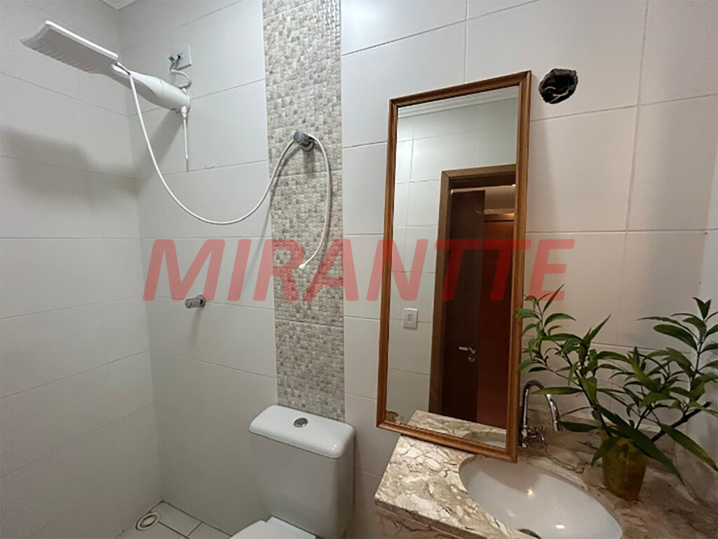 Cond. fechado de 100m² com 2 quartos em Santa Teresinha