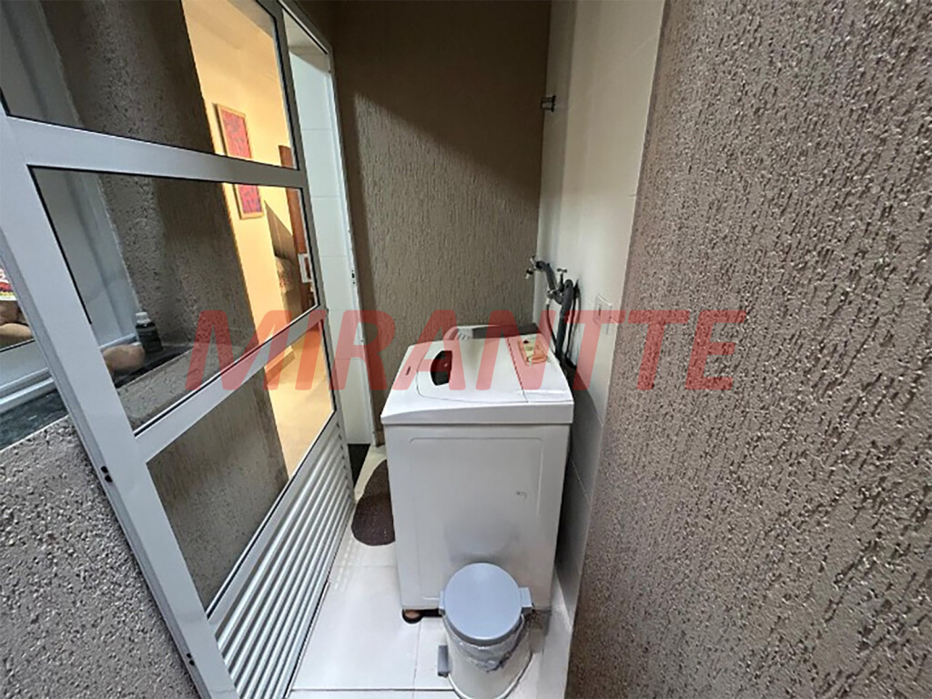 Cond. fechado de 100m² com 2 quartos em Santa Teresinha