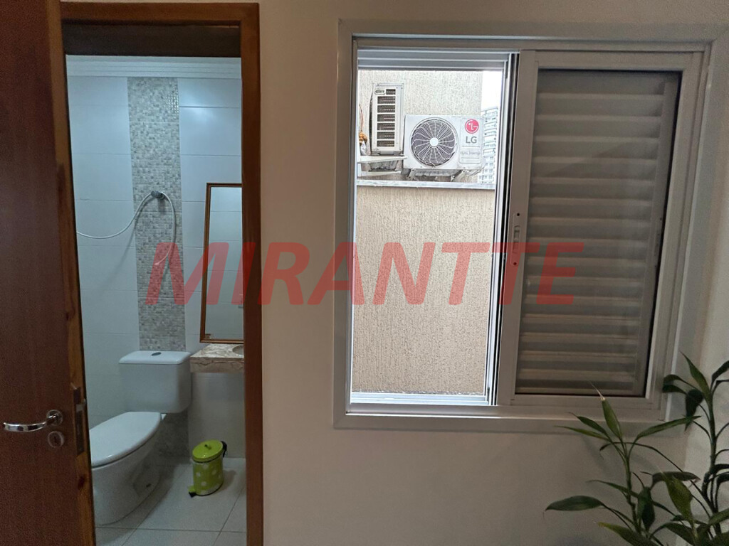 Cond. fechado de 100m² com 2 quartos em Santa Teresinha