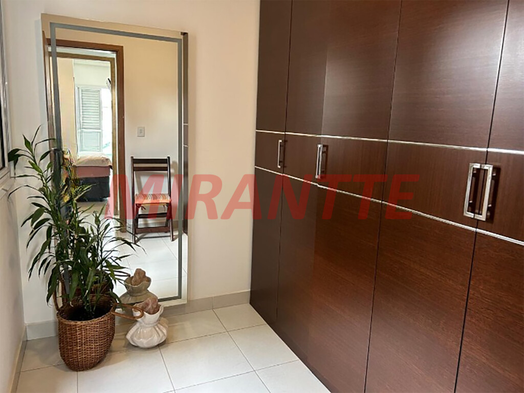 Cond. fechado de 100m² com 2 quartos em Santa Teresinha