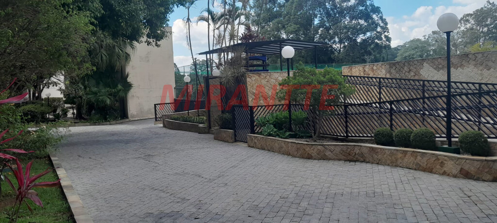 Apartamento de 99m² com 3 quartos em Barro Branco