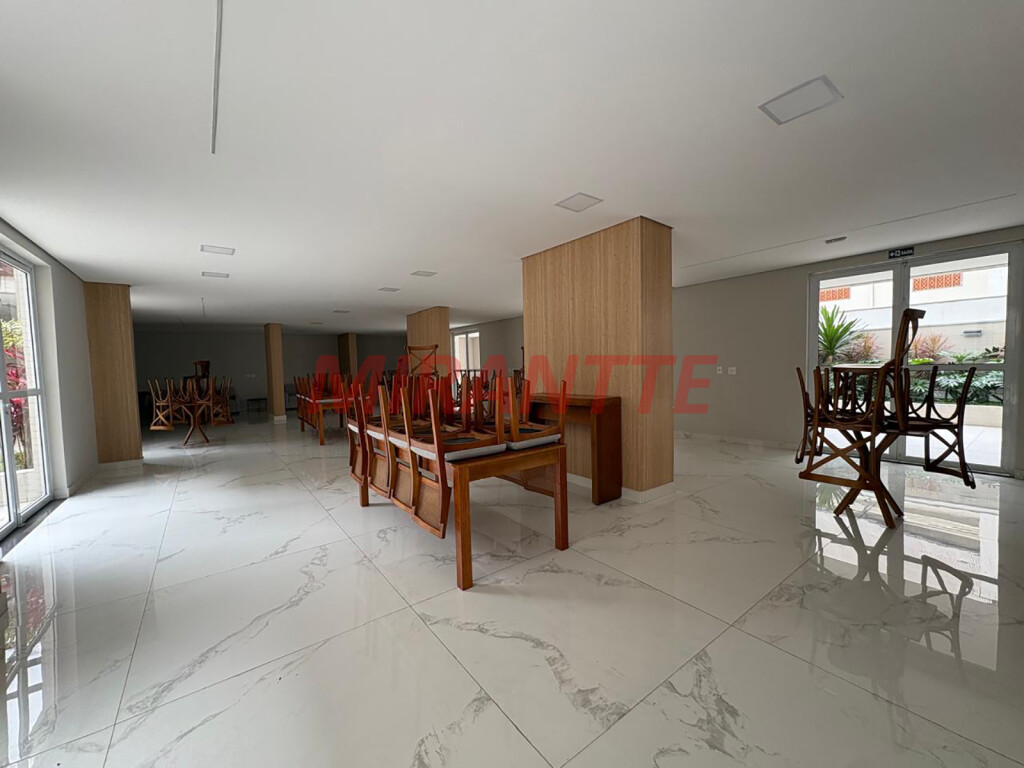 Apartamento de 35m² com 2 quartos em Vila Mazzei