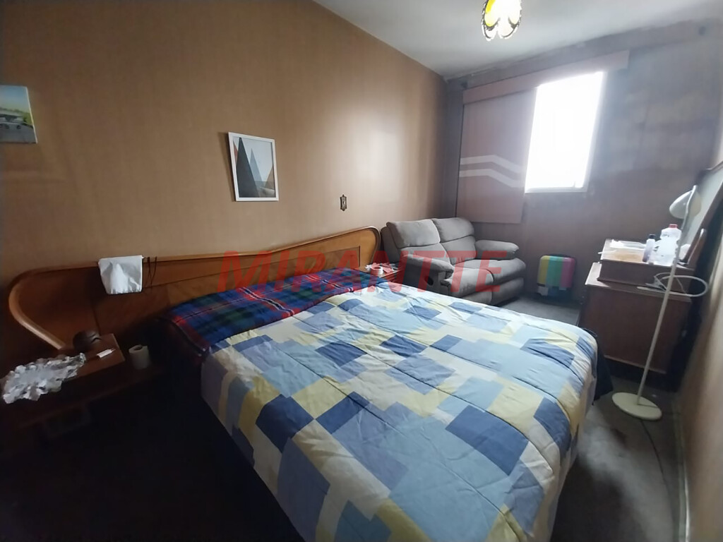 Apartamento de 72m² com 2 quartos em Santana